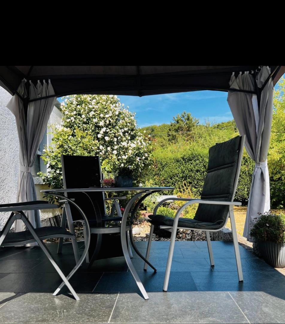 Modernes Ferienhaus Sauerblick Langsur Екстериор снимка